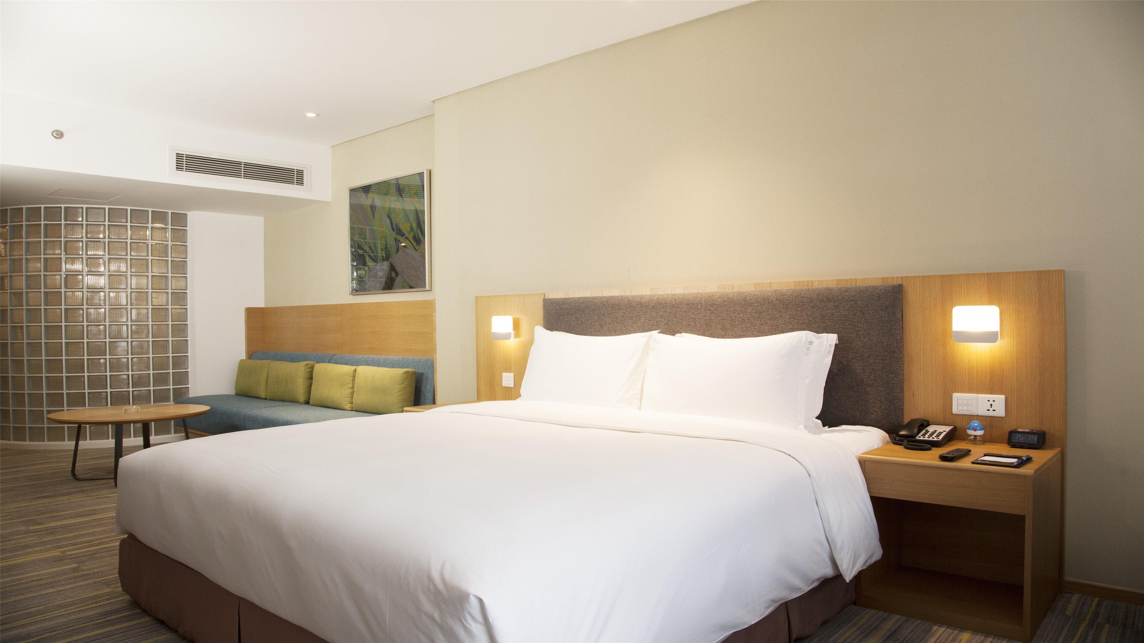 Holiday Inn Express Chengdu Airport Zone Free Shuttle From Shuangliu International Airport To Hotel ,Welcome Drink Dış mekan fotoğraf