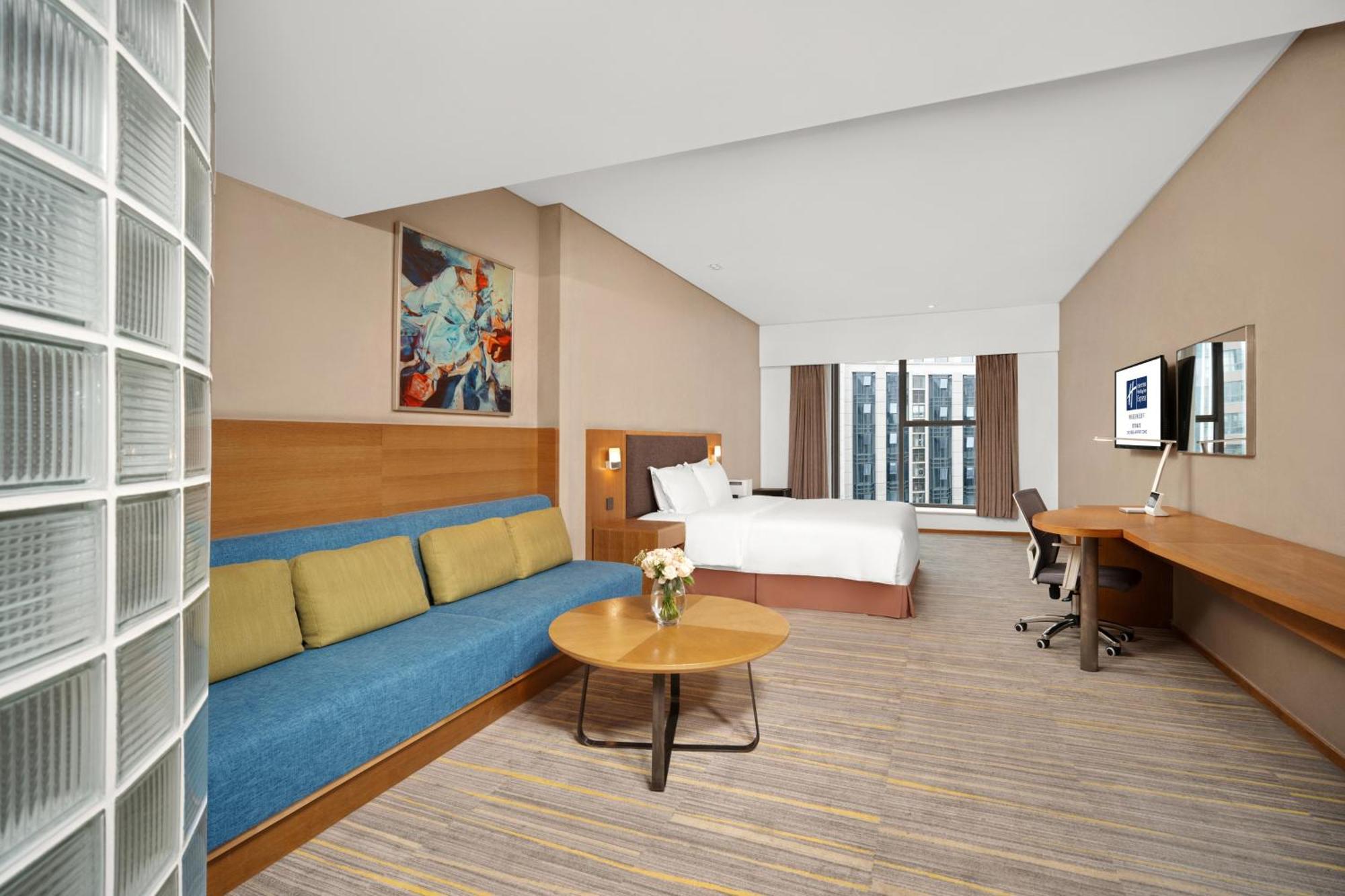 Holiday Inn Express Chengdu Airport Zone Free Shuttle From Shuangliu International Airport To Hotel ,Welcome Drink Dış mekan fotoğraf