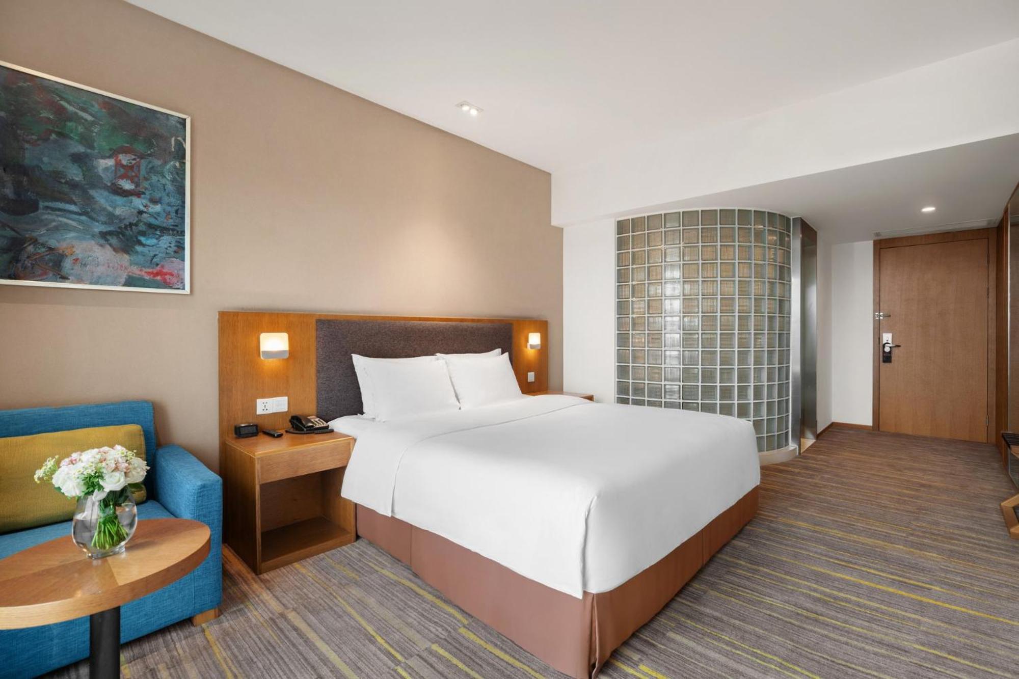 Holiday Inn Express Chengdu Airport Zone Free Shuttle From Shuangliu International Airport To Hotel ,Welcome Drink Dış mekan fotoğraf