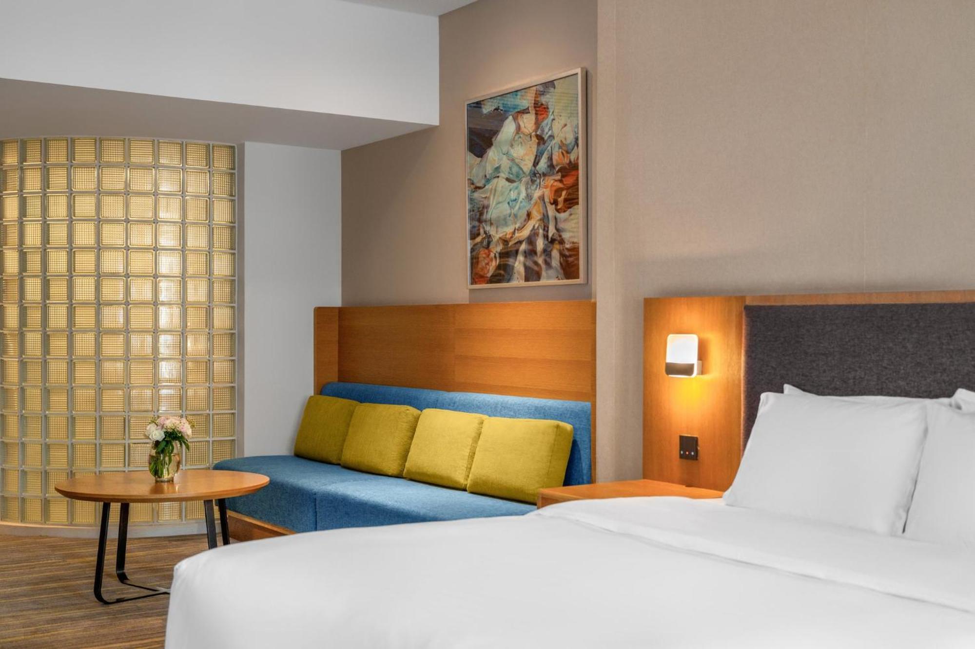 Holiday Inn Express Chengdu Airport Zone Free Shuttle From Shuangliu International Airport To Hotel ,Welcome Drink Dış mekan fotoğraf