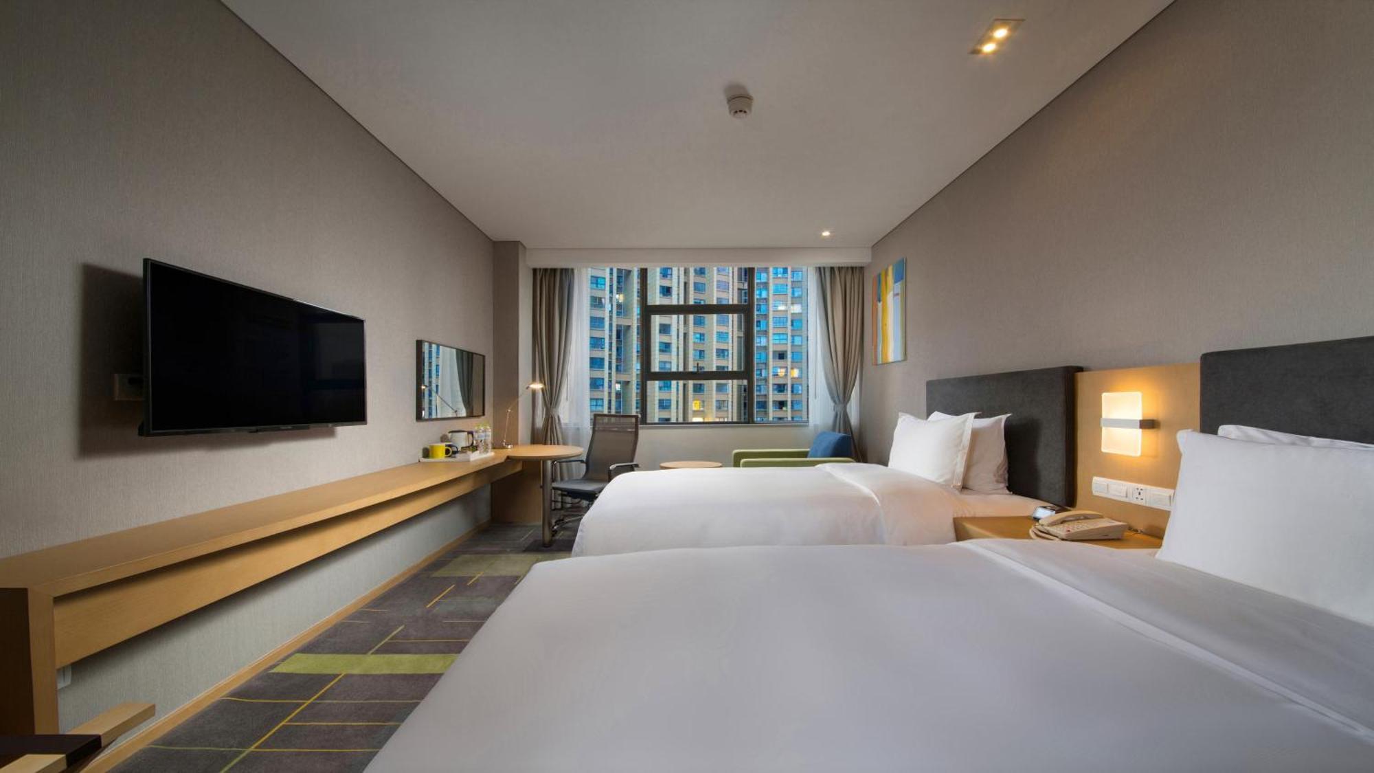 Holiday Inn Express Chengdu Airport Zone Free Shuttle From Shuangliu International Airport To Hotel ,Welcome Drink Dış mekan fotoğraf